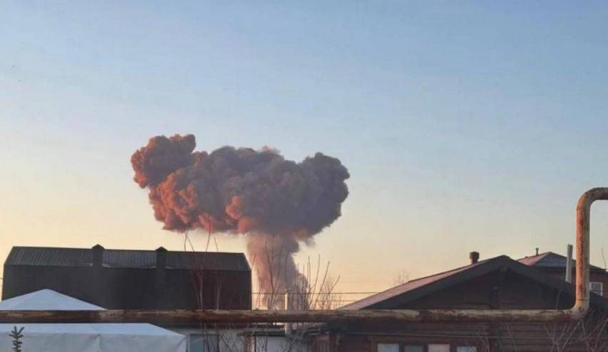 皇冠信用網登_泽连斯基又被骗了？乌军轰炸俄战轰基地后皇冠信用網登，把马克龙吓到不敢出兵