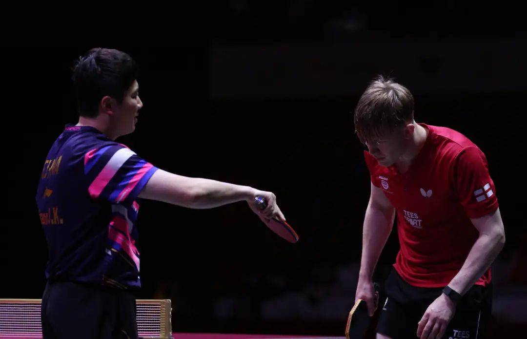 怎么开皇冠信用_王楚钦逆转西蒙怎么开皇冠信用，梁靖崑、王曼昱、王艺迪、陈幸同晋级8强 | 多哈世乒赛单打