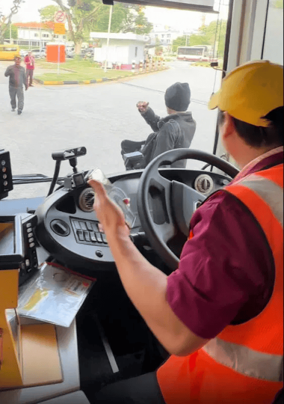 皇冠信用网怎么租_“中国人不要来新加坡”皇冠信用网怎么租，两名中国女子在新加坡旅游时遭醉汉骚扰