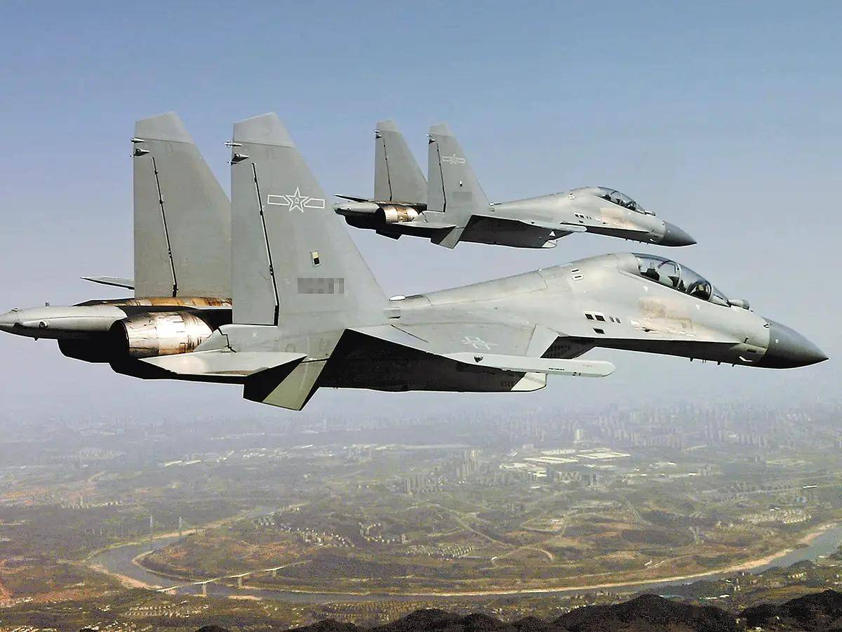 如何注册皇冠足球代理_伊朗空军覆灭后如何注册皇冠足球代理，歼16意外登顶外网热搜：中国造武器在全球又火了