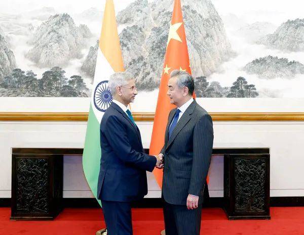 欧洲女子足球锦标赛_叫中国名字欧洲女子足球锦标赛，娶日本妻子，5年没见的印度外长来了