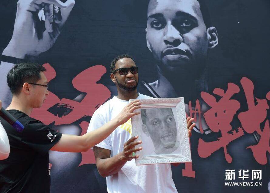 皇冠信用網代理申条件_麦迪能顶替科比皇冠信用網代理申条件？小莫里斯：他不是科比 没那种心态