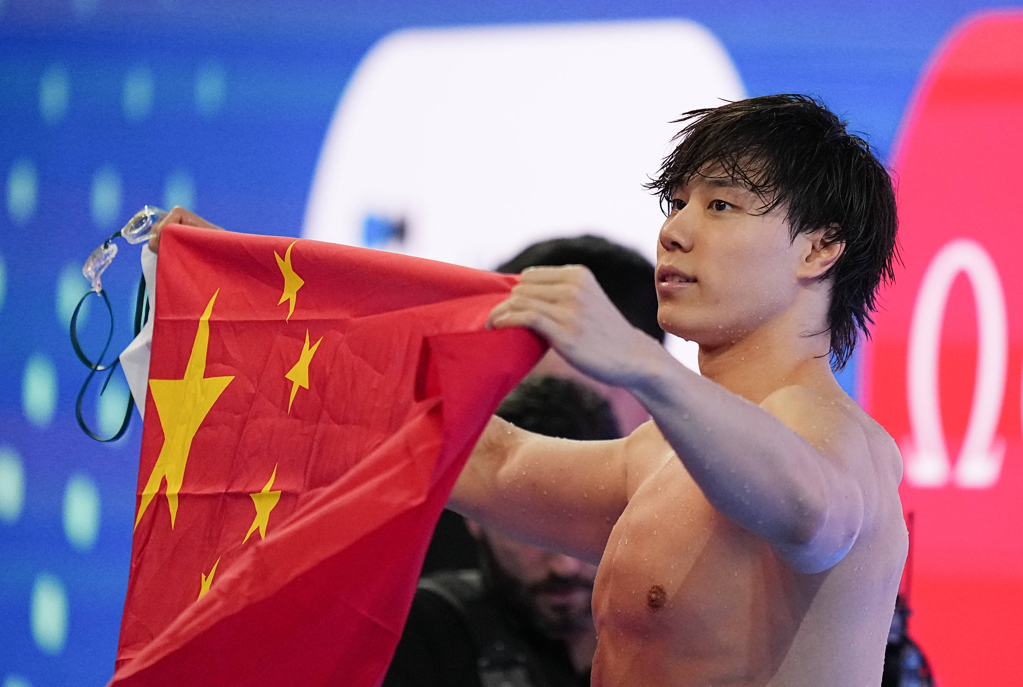 皇冠足球平台在哪里注册
_(游泳世锦赛)游泳——男子100米蛙泳:覃海洋夺冠