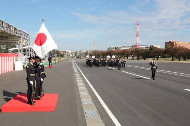 皇冠信用网哪里申请_日本求核打击中国皇冠信用网哪里申请，美军竟然同意了？1400条评论曝光，要警惕一件事