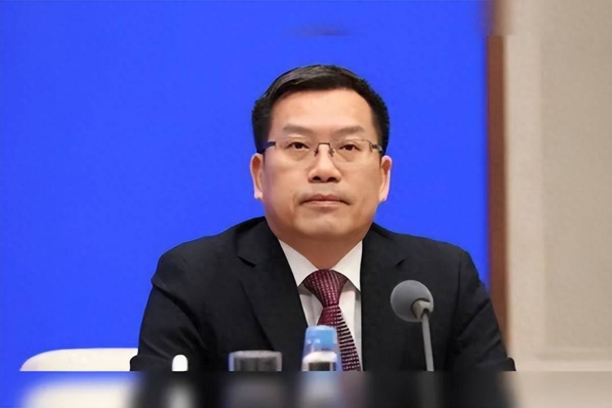 皇冠信用网在线注册_卸任市委书记后皇冠信用网在线注册，原中候补新职明确！这地同日任命政府“一把手”和公安局局长