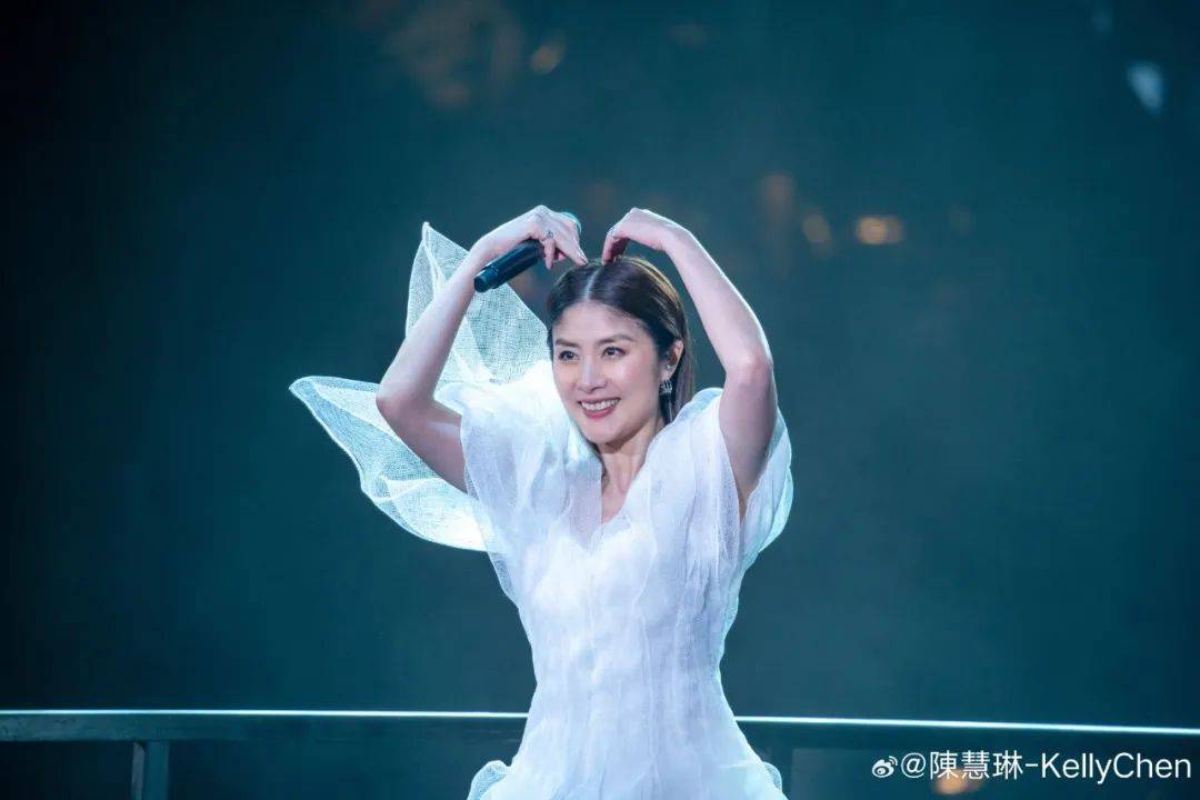 皇冠信用網
_歌手陈慧琳曾痛失双胞胎爱女皇冠信用網
,坦言这是“人生最大挫折”