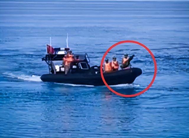 皇冠信用网登1_“坐滩”军舰补给中断皇冠信用网登1，菲军方威胁中国：造成一人死亡即触碰红线