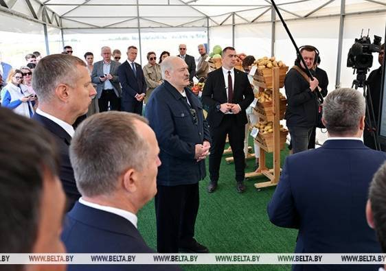 雪兰莪vs丁加奴_卢卡申科：我要带土豆去中国雪兰莪vs丁加奴，送给各国领导人