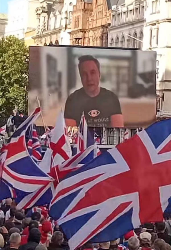 意大利乙组联赛 | 超10万人参加伦敦右翼反移民集会意大利乙组联赛,马斯克“现身”呼吁英国重新选举