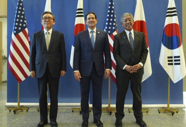 皇冠信用網登2代理申请_被福建舰刺激到了皇冠信用網登2代理申请,美日韩紧急抱团发声明,没想到,中国棋高一着