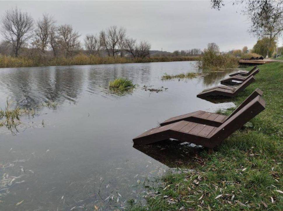 皇冠信用盘出租足球_亚速营司令暗示皇冠信用盘出租足球，乌克兰将开打波兰：俄军与北约打一仗，才是目的