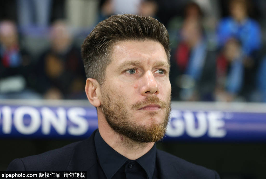 皇冠信用盘怎么注册_方昊的单刀失误引发球迷热议皇冠信用盘怎么注册,国安能否从中反思战术决策?