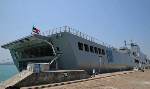 皇冠信用网代理电话
_柬埔寨炸大坝阻泰军皇冠信用网代理电话
,绵延73公里洪泛区,重演“花园口惨剧”?