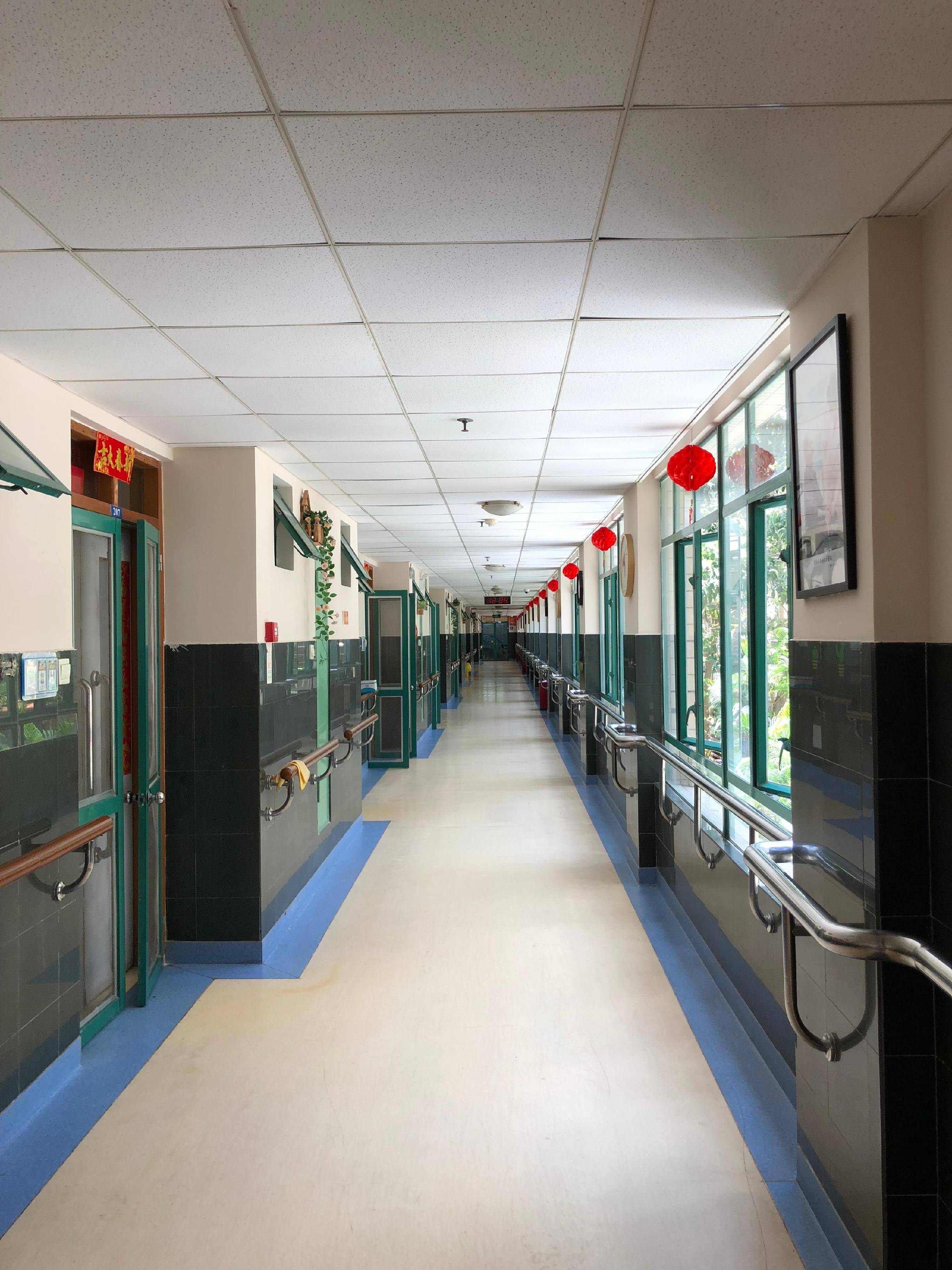 皇冠b盘_“五星级”养老院皇冠b盘，老人们住不惯