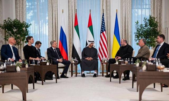 中國vs日本_特朗普给泽连斯基画饼中國vs日本，只要割让顿巴斯，欧盟出8000亿重建乌克兰