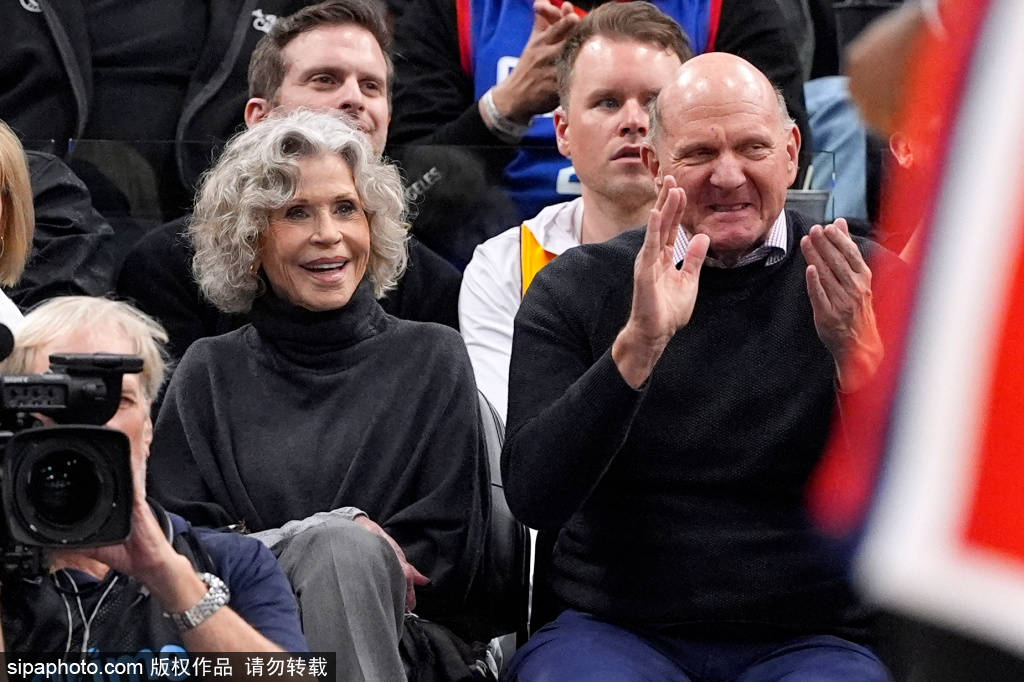 正版皇冠信用网会员_勒布朗·詹姆斯：在交易截止日期前对湖人名单发表评论是“对球队的不尊重”