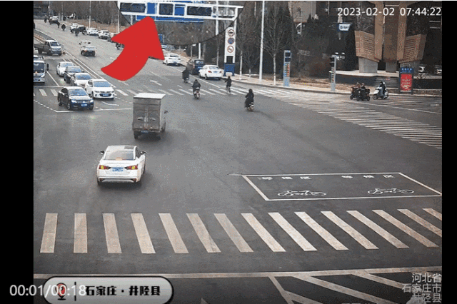 皇冠信用网会员开户_北京街头一轿车90km/h抢黄灯皇冠信用网会员开户，撞飞闯红灯的电动自行车，致一人死亡！检察机关提起公诉