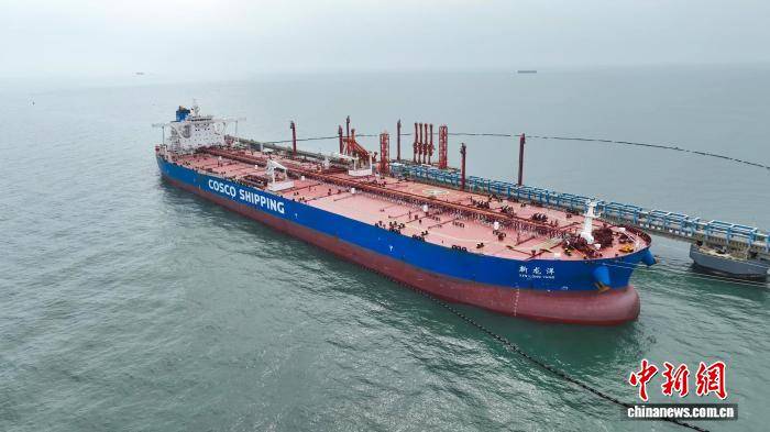 如何找当地皇冠代理_载运25.4万吨中东原油的油轮靠泊广西钦州港