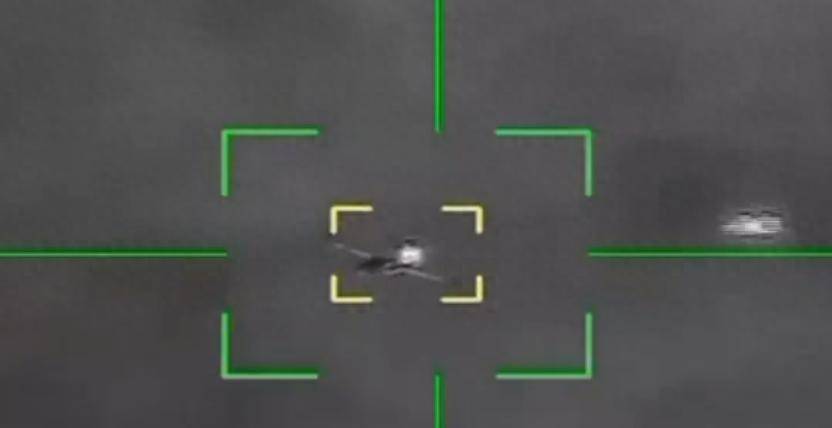 皇冠登2开户
_损失惨重!为了抢回跳伞飞行员皇冠登2开户
,美军又有两架飞机被伊朗击落