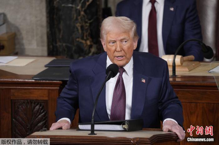 皇冠体育官网_美军救出在伊朗跳伞的第二名飞行员后皇冠体育官网，特朗普发文