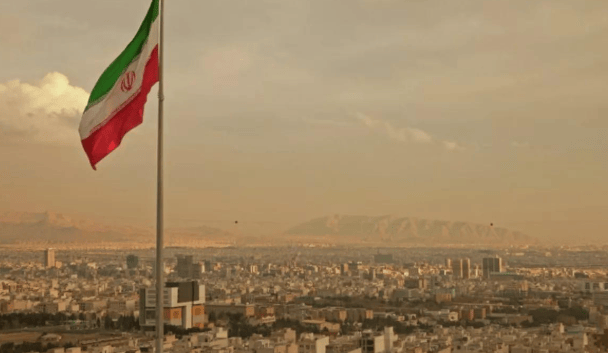 足球外盘在哪里可以买 _事不对劲！伊朗总统骂完革命卫队总司令足球外盘在哪里可以买 ，美伊马上宣布停火14天？