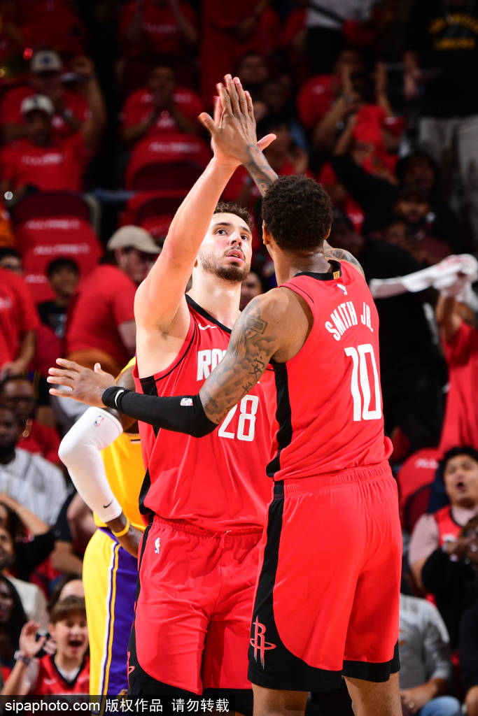 世界杯代理平台出租_从0-3到2-3！火箭青年军力克湖人世界杯代理平台出租，历史性逆转悬念陡增，第6场决战在即！