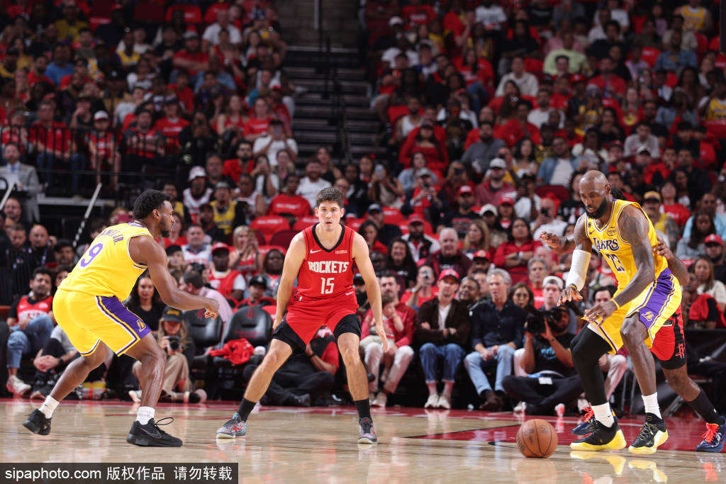 世界杯平台买球_沙奎尔-奥尼尔怒批湖人：火箭靠14记三分在加密网体育馆99-93逆转世界杯平台买球，系列变数骤增
