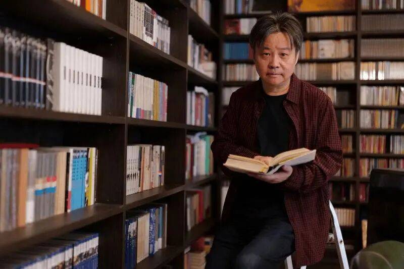 皇冠手机管理端登录_余华：辅导儿子语文后考试不及格；网友：就像歪果仁英语考试不及格一样