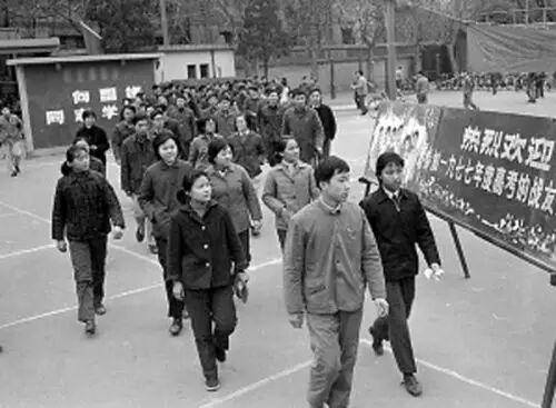 足球信用网平台
_学历的定价权在谁手里足球信用网平台
?