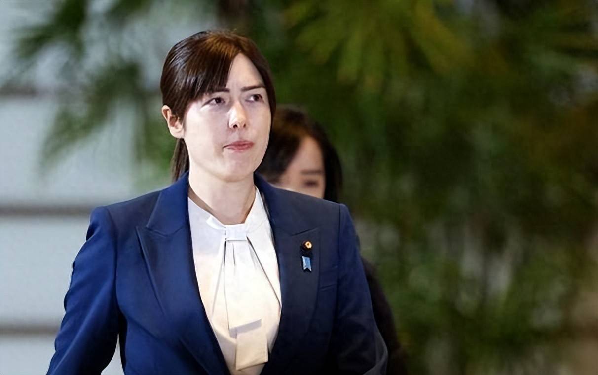 世界杯足球
_日本警告特朗普后世界杯足球
,不到48小时,抓捕多名美军,美国或被激怒